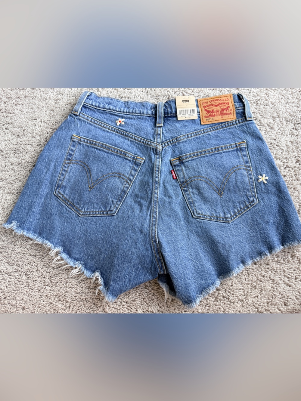 NWT LEVIS 501 OG CURVE SHORT - Size 28 - Picture 9 of 12